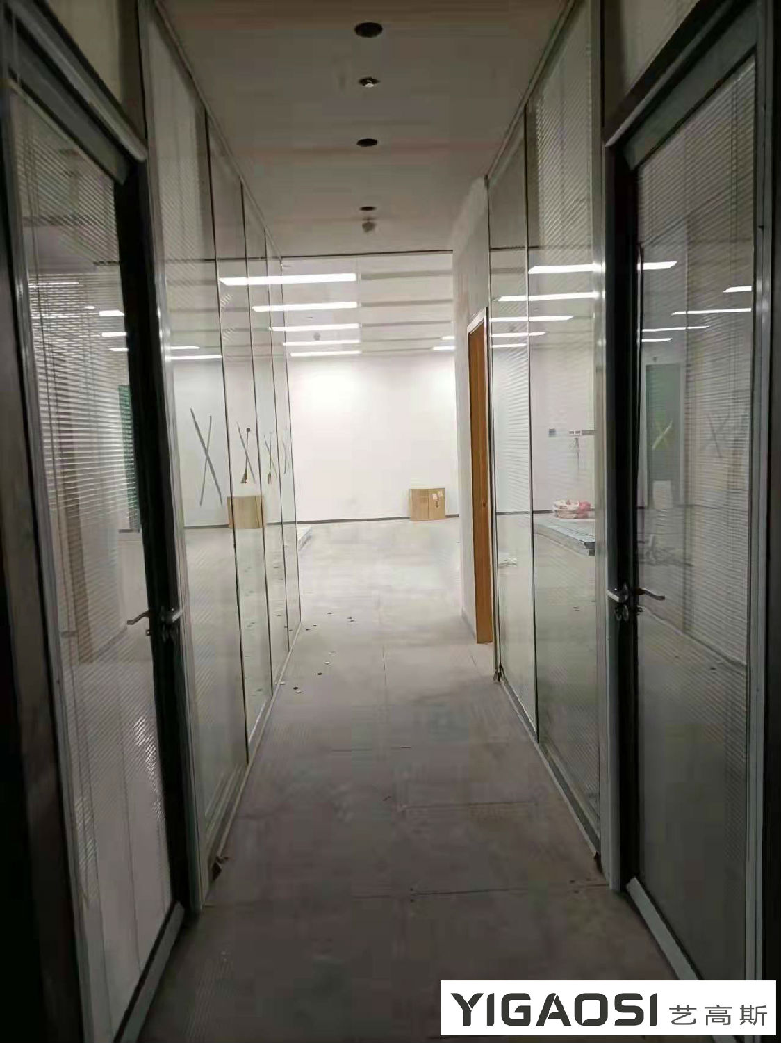 双玻璃百叶蜜桃视频官网